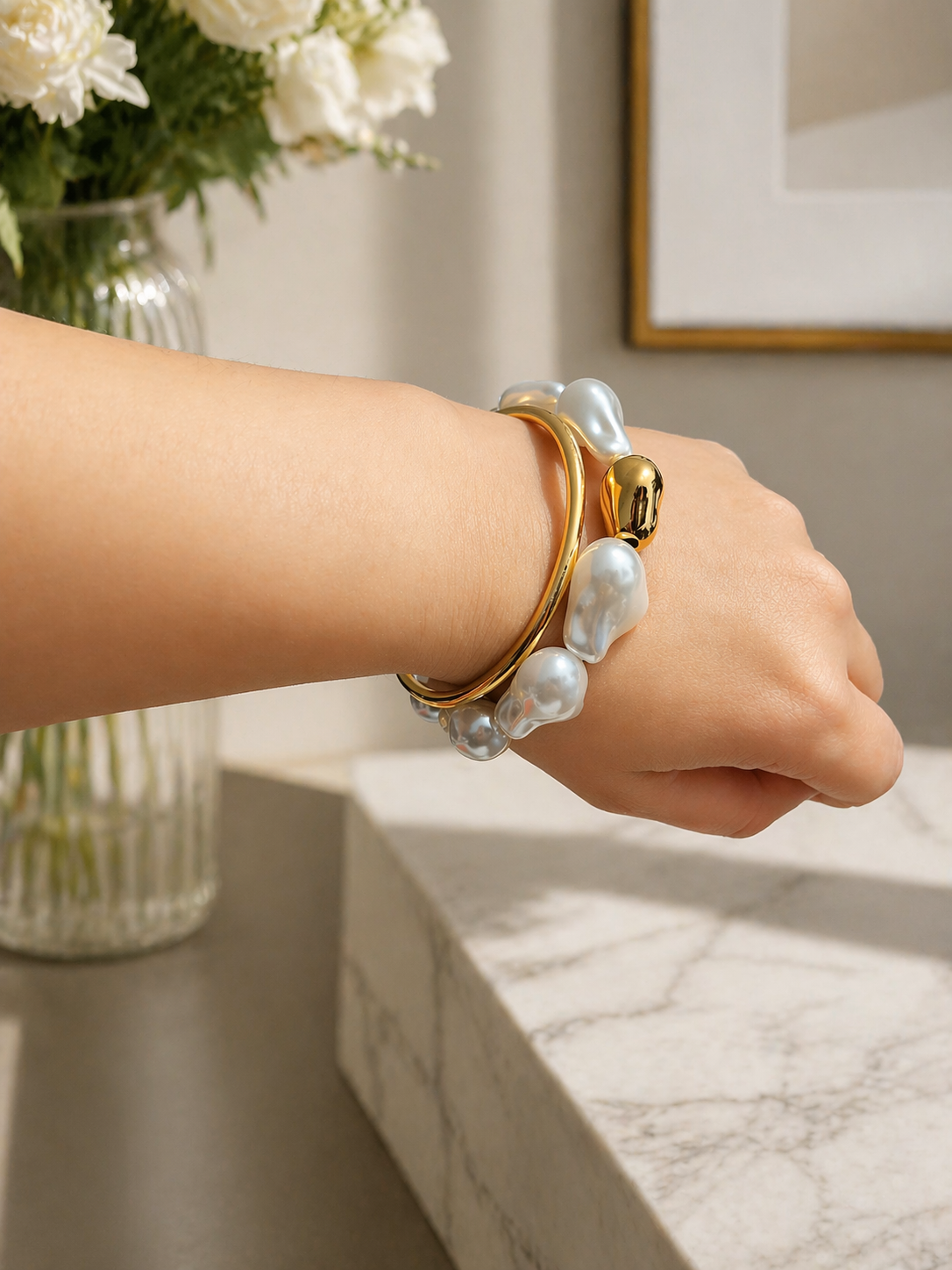 Sculpted Ivory Bead Bracelet – 316L stainless steel